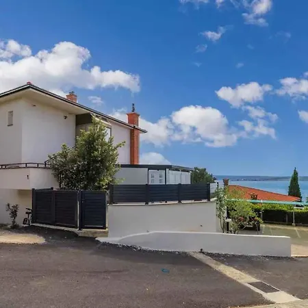 In 13715 Apartman Crikvenica